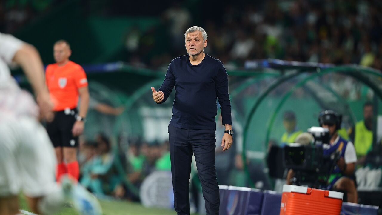Bruno Genesio deixa o comando técnico do Lille