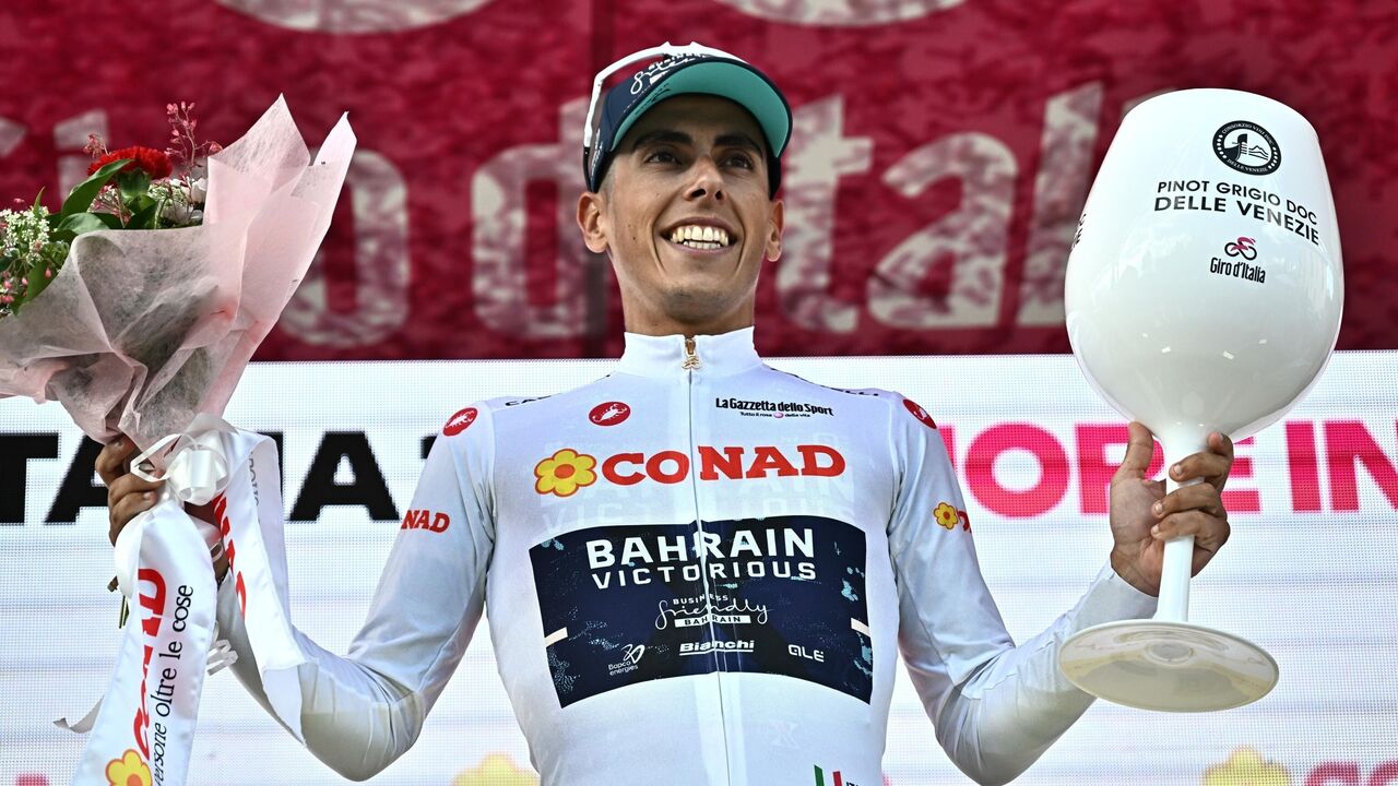 Afonso Eulálio no Giro d'Itália mantém liderança da juventude