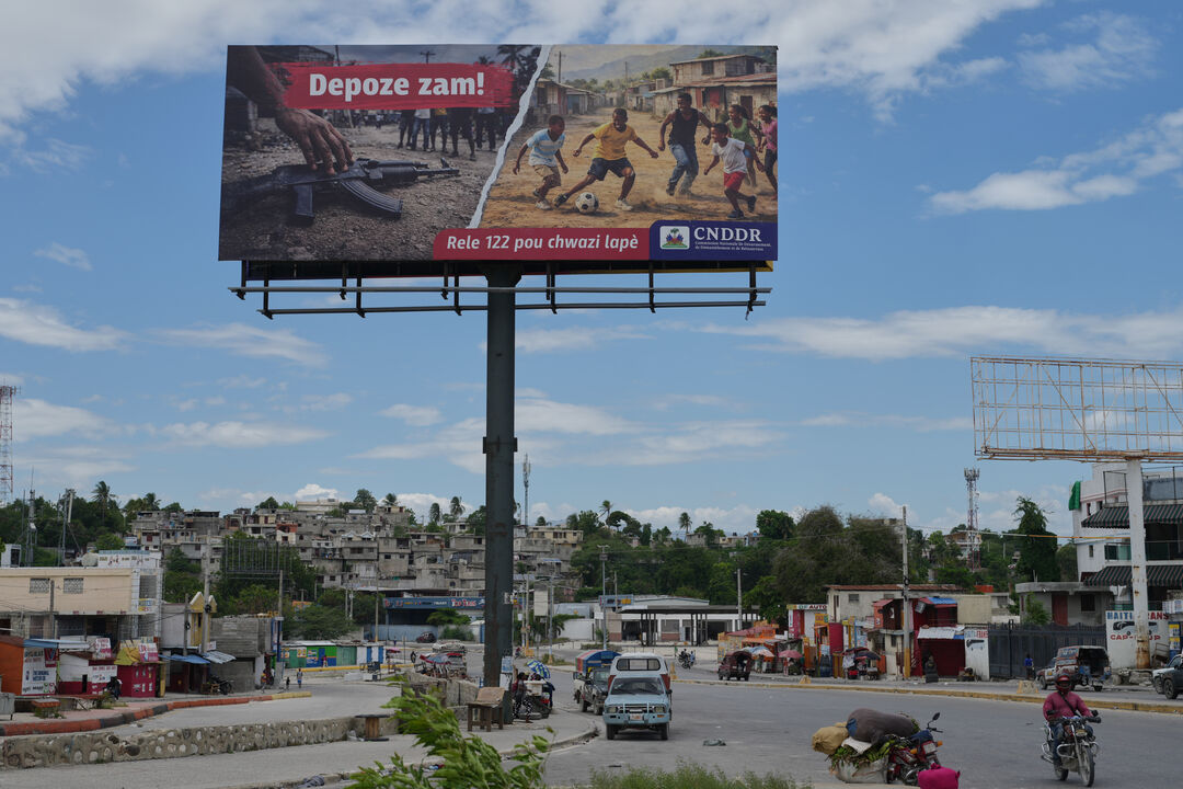 Uma campanha incentiva o desarmamento e a paz no Haiti