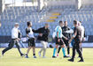 Cenas lamentáveis no final do Casa Pia-Tondela: GNR teve que escoltar o árbitro à saída do campo