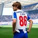 Rodrigo Mora veste a camisola do FC Porto inspirada na conquista de Viena
