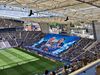 «O rei e o capitão entregam a taça do campeão»: Super Dragões homenageiam Pinto da Costa e Jorge Costa