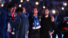 Francesco Farioli ao lado do presidente André Villas-Boas durante as celebrações do título do FC Porto no Dragão