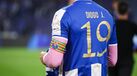 Diogo Costa com camisola de Diogo Jota