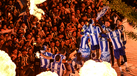 Farioli festeja com os jogadores do FC Porto após a conquista do título de campeão