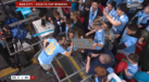 O momento emotivo em que Bernardo Silva coloca medalha da Taça de Inglaterra ao pescoço da filha