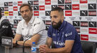 Costinha ao lado do treinador Luís Tralhão