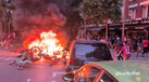 Bicicletas incendiadas e caos completo nas ruas de Paris após PSG conquistar a Champions