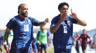 Telmo Arcanjo e Kevin Pina celebram um dos golos de Cabo Verde
