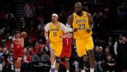 LA Lakers seguem em frente