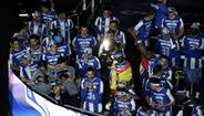 Plantel portista em festa no coreto do Dragão
