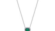 Colar PANDORA Emerald Green da coleção Primavera 2026