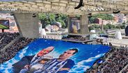 «O rei e o capitão entregam a taça do campeão»: Super Dragões homenageiam Pinto da Costa e Jorge Costa