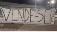 Adeptos do Freamunde fazem protesto perto do estádio do Paços de Ferreira