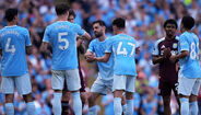 Bernardo Silva sai em lágrimas, com ovação no jogo entre o Manchester City e o Aston Villa