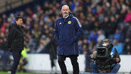 Steve Clarke renova contrato com a Escócia por mais quatro anos