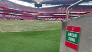 Relvado do Estádio da Luz depois dos concertos de Bad Bunny
