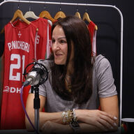Ticha Penicheiro: os jogos contra rapazes, as assistências que hoje seriam virais e o patrão que foi espião