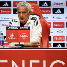 <![CDATA[ Em direto: siga a conferência de José Mourinho de antevisão ao jogo com o Sp. Braga ]]>