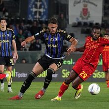 <![CDATA[ Pisa derrotado pelo Lecce e despromovido ao segundo escalão em Itália ]]>