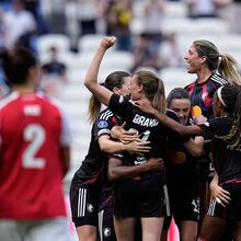 <![CDATA[ Lyon supera Arsenal e avança para a final da Liga dos Campeões feminina ]]>