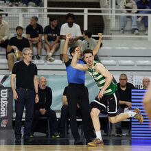 <![CDATA[ Luís Magalhães queixa-se de pouco público em Gondomar no Sporting-Imortal: «Tristeza para o basquetebol» ]]>