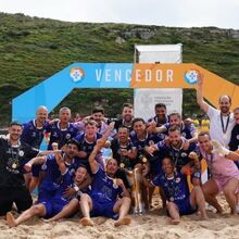 <![CDATA[ Vila Flor conquista a Supertaça de futebol de praia e faz história com hat trick de Llorenç ]]>