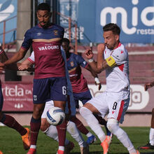 <![CDATA[ Torreense-Penafiel, 3-2: luta pela subida direta continua ao rubro ]]>