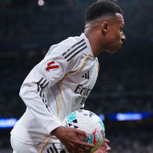 <![CDATA[ Representantes de Mbappé reagem às férias polémicas ]]>