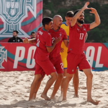 <![CDATA[ Seleção de futebol de praia vence primeiro particular frente à Ucrânia ]]>