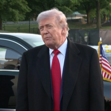 <![CDATA[ «Querem assiná-lo muito mais do que eu»: Trump diz que Irão quer acordo de paz para pôr fim à guerra no Médio Oriente ]]>