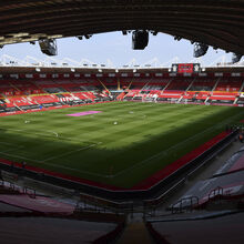 <![CDATA[ Espião do Southampton apanhado a filmar treino do Middlesbrough com equipamento profissional ]]>