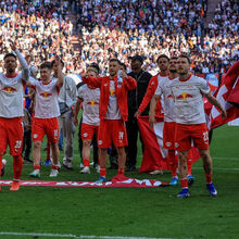 <![CDATA[ Leipzig garante qualificação para a Liga dos Campeões com vitória sobre o St. Pauli ]]>