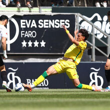 <![CDATA[ Farense-P. Ferreira, 1-1: decisões adiadas para a última jornada ]]>