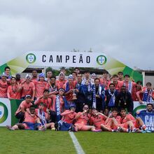 <![CDATA[ FC Porto vence Famalicão e conquista 24.º título nacional de juniores ]]>