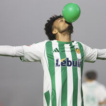 <![CDATA[ Jalen Blesa assume organização na manobra ofensiva do Rio Ave ]]>