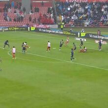 <![CDATA[ Deniz Gül falha o alívio e Roni coloca o AVS SAD a vencer o FC Porto ]]>