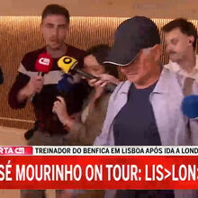<![CDATA[ As imagens de José Mourinho à chegada a Lisboa após viagem-relâmpago a Londres ]]>