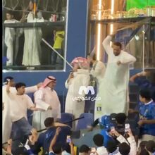 <![CDATA[ Confrontos nos camarotes durante o Al Nassr-Al Hilal ]]>