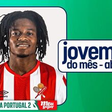 <![CDATA[ Amadú Baldé junta prémio de jovem do mês ao de melhor médio ]]>