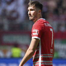 <![CDATA[ Avançado do Dínamo Zagreb associado ao Benfica ]]>
