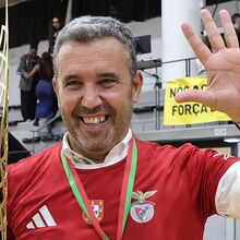 <![CDATA[ Eugénio Rodrigues e o tricampeonato feminino do Benfica: «Resiliência e maturidade» ]]>