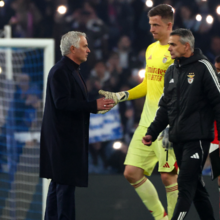 <![CDATA[ Trubin e os conselhos de Mourinho: «Disse-me que  preciso de comunicar mais» ]]>