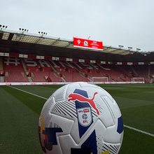<![CDATA[ Southampton expulso do playoff de acesso à Premier League por espiar adversários ]]>