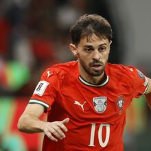 <![CDATA[ Bernardo Silva lembra o tempo em que 'insultava' Cardozo: «Passava o jogo todo a passo e depois ao minuto 80...» ]]>
