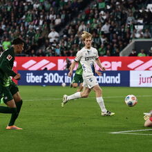 <![CDATA[ Wolfsburgo e Paderborn empatam no primeiro jogo do playoff da Bundesliga ]]>