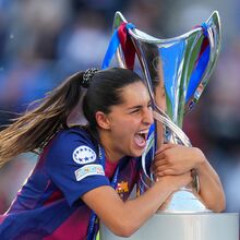 <![CDATA[ Kika Nazareth conquista Champions feminina: «Poderá ser eleita a melhor jogadora do mundo» ]]>