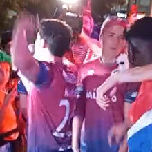 <![CDATA[ Ao som de Pedro Abrunhosa: jogadores do Torreense 'puxaram' pelos adeptos durante a festa ]]>