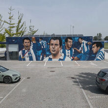 <![CDATA[ FC Porto homenageia Jorge Costa com mural no Olival ]]>