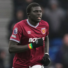 <![CDATA[ Lateral esquerdo do West Ham apontado ao FC Porto ]]>
